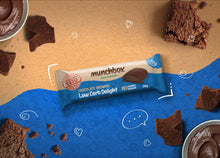 تحميل الصورة في عارض المعرض ، premium chocolate brownie bar by Munchbox UAE
